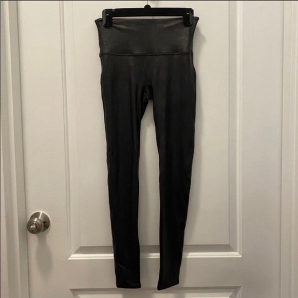 Spanx Faux Leather Leggings - Picture 4 of 5